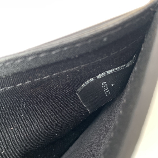 超激安ブランド財布偽物角部分ディテール